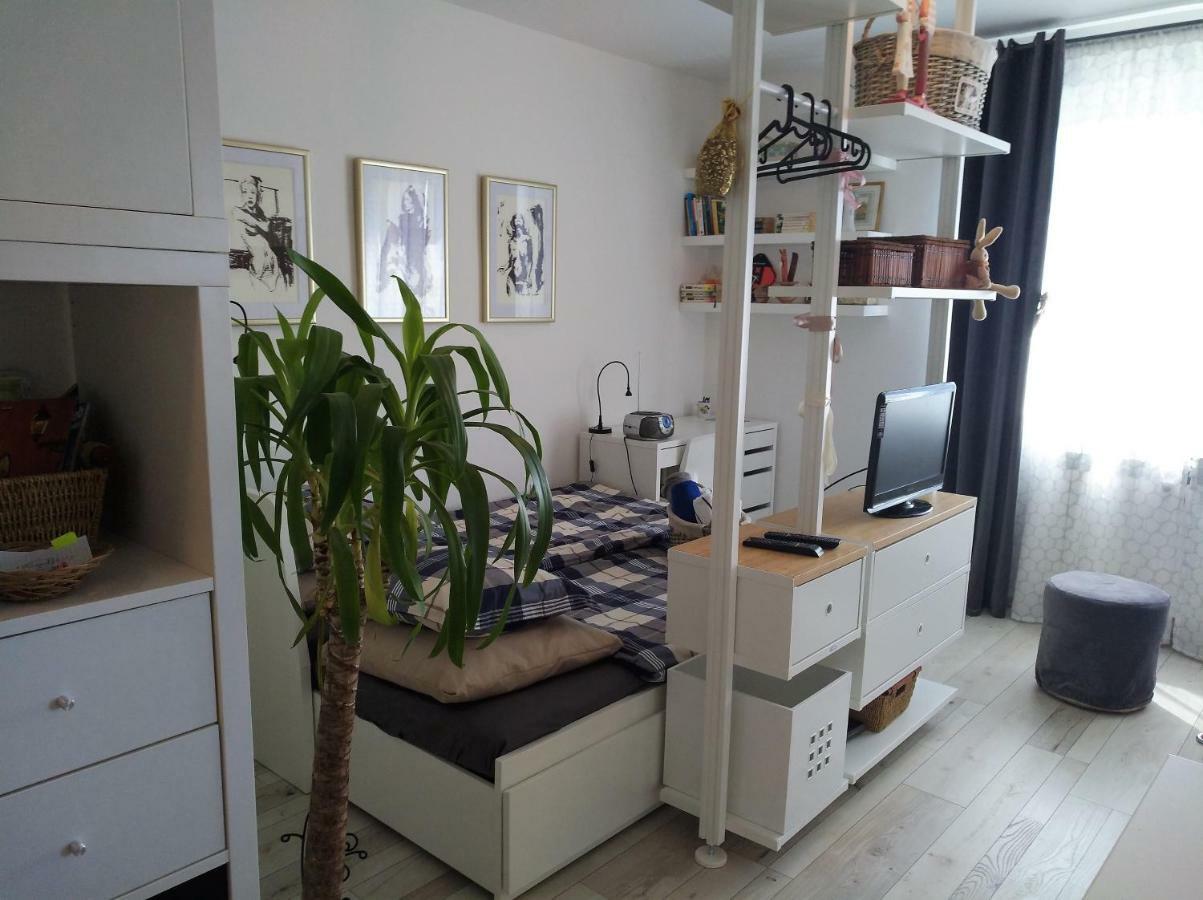 New Studio Apartment Sun With Free Parking Zagreb Ngoại thất bức ảnh